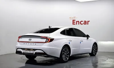 Hyundai Sonata 2022, 79823 км, за 16749.86 USD