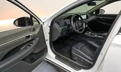 Hyundai Sonata 2022, 79823 км, за 16749.86 USD - фото 10