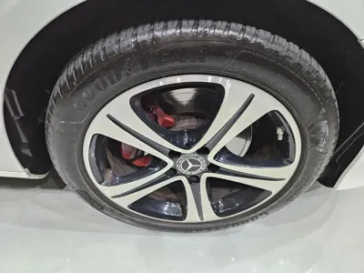 Mercedes-Benz E-Class 2018, 126271 км, за 13348.96 USD