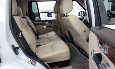 Land Rover Discovery 2016, 81776 км, за 19442.98 USD - фото 12