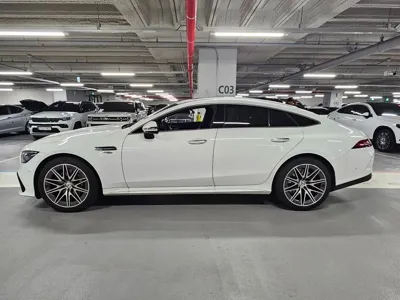 Mercedes-Benz AMG GT 2022, 97764 км, за 46606.28 USD