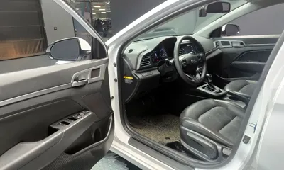 Hyundai Avante 2019, 128309 км, за 6498.62 USD - фото 11