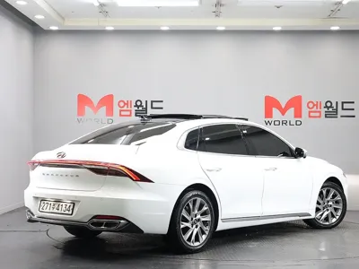 Hyundai Grandeur 2020, 122619 км, за 17657.87 USD