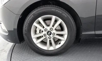 Hyundai Sonata 2017, 95013 км, за 4393.79 USD