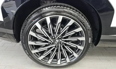 Hyundai Santafe 2025, 27566 км, за 23337.44 USD