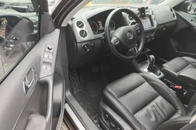 Volkswagen Tiguan 2015, 83900 км, за 7849 USD - фото 23