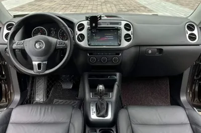 Volkswagen Tiguan 2015, 83900 км, за 7849 USD - фото 29