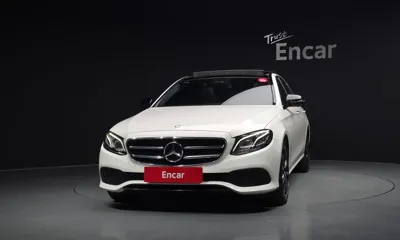 Mercedes-Benz E-Class 2017, 90213 км, за 12490.25 USD