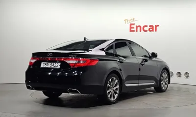Hyundai Grandeur 2015, 151475 км, за 4266.77 USD