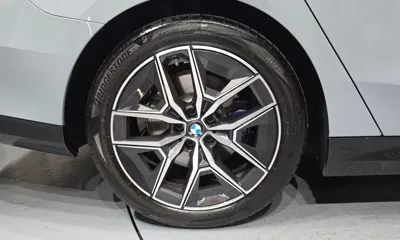 BMW 5-Series 2024, 4858 км, за 44821.79 USD