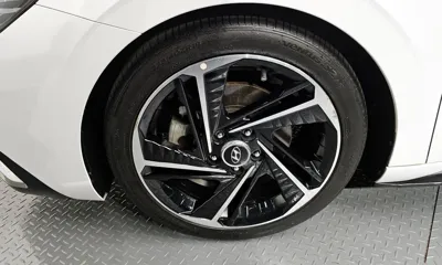 Hyundai Avante 2023, 71726 км, за 10364.97 USD