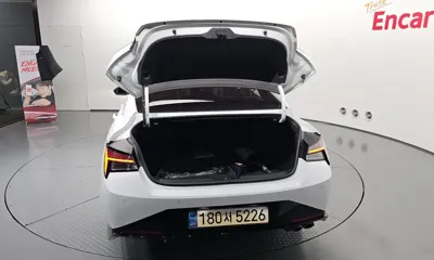Hyundai Avante 2023, 71726 км, за 10286.65 USD - фото 20