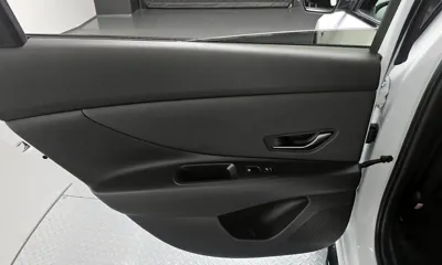Hyundai Avante 2023, 71726 км, за 10286.65 USD - фото 25