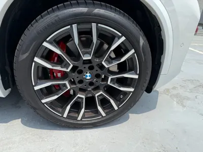BMW X5 2026, 4950 км, за 82053.3 USD - фото 12