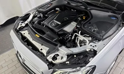 Mercedes-Benz E-Class 2017, 52404 км, за 12340.82 USD - фото 6
