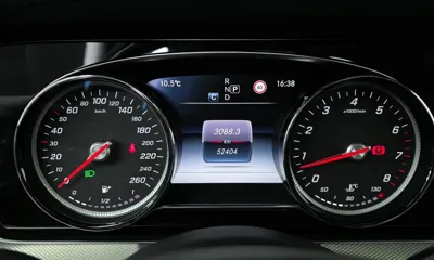 Mercedes-Benz E-Class 2017, 52404 км, за 12340.82 USD - фото 8