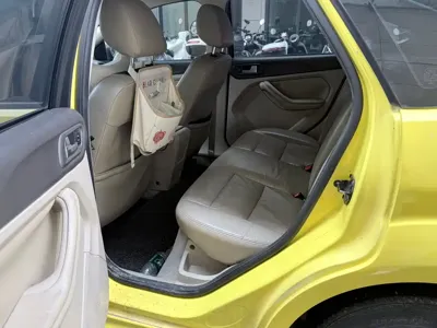 Ford Focus 2013, 130000 км, за 2014.9 USD - фото 9