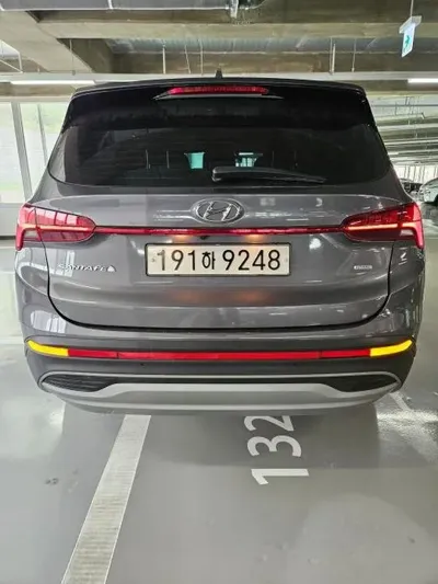 Hyundai Santafe 2023, 87377 км, за 3042.32 USD