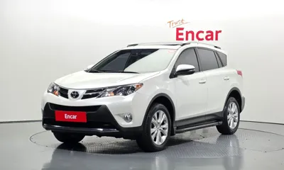 Toyota RAV4 · 2014 год