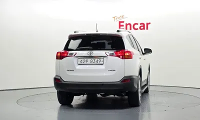 Toyota RAV4 2014, 80320 км, за 10502.82 USD