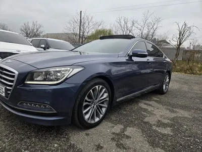 Hyundai Genesis 2016, 135411 км, за 8074.04 USD