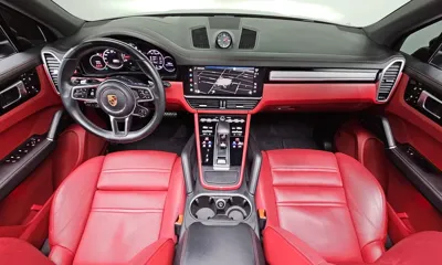 Porsche Cayenne 2023, 40392 км, за 69909.41 USD - фото 7