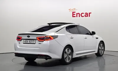 Kia K5 2014, 86703 км, за 6123.78 USD