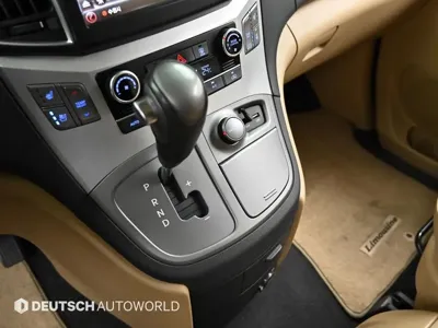 Hyundai Starex 2017, 83201 км, за 11205.22 USD - фото 9