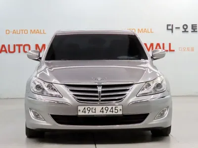 Hyundai Genesis 2012, 167445 км, за 2115.28 USD