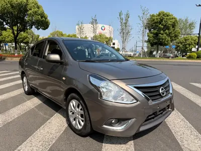 Nissan Sunny 2016, 91000 км, за 3462.75 USD