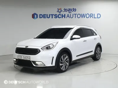 Kia Niro · 2017 год