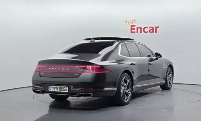 Genesis G90 2022, 183530 км, за 30400.6 USD
