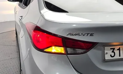 Hyundai Avante 2016, 75112 км, за 4529.34 USD - фото 23