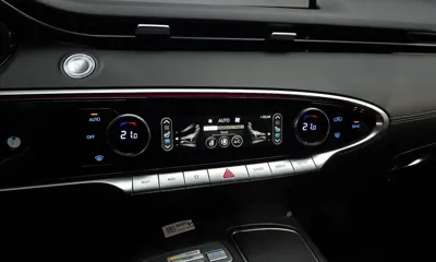 Genesis GV70 2023, 47758 км, за 25807.7 USD - фото 16