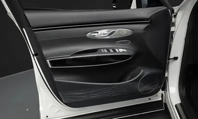 Genesis GV70 2023, 47758 км, за 25807.7 USD - фото 24