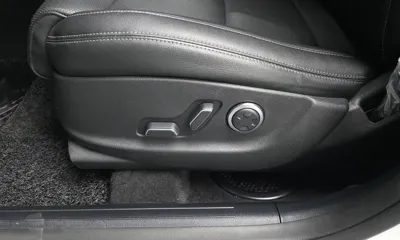 Genesis GV70 2023, 47758 км, за 25807.7 USD - фото 34