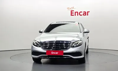Mercedes-Benz E-Class 2018, 137625 км, за 12800.32 USD