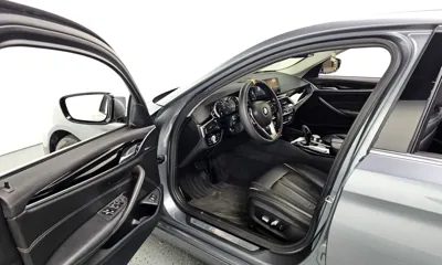 BMW 5-Series 2018, 94032 км, за 16092.7 USD - фото 10