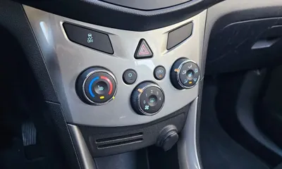 ChevroletGMDaewoo Trax 2016, 109653 км, за 3501.82 USD - фото 17
