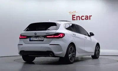 BMW 1-Series 2022, 40450 км, за 15547.76 USD