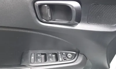 Hyundai Venue 2023, 26230 км, за 15798.53 USD - фото 20