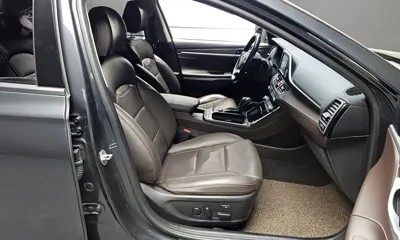 Hyundai Grandeur 2019, 206602 км, за 6937.56 USD - фото 10