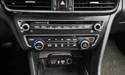 Kia K5 2019, 139461 км, за 7903.99 USD - фото 28