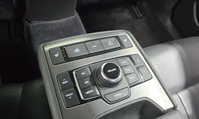 Hyundai Genesis 2016, 147284 км, за 6435.67 USD - фото 18