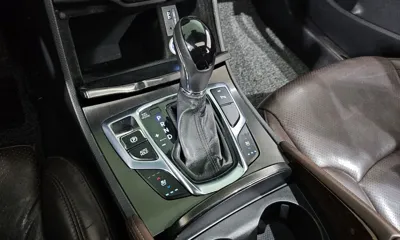 Hyundai Grandeur 2015, 127399 км, за 5842.2 USD - фото 9