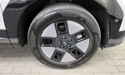 Hyundai Santafe 2024, 33668 км, за 24615.99 USD