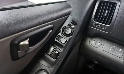 Hyundai Starex 2015, 141589 км, за 5780.34 USD - фото 19