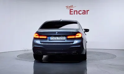 BMW 5-Series 2018, 103471 км, за 15798.53 USD