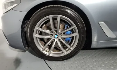 BMW 5-Series 2018, 103471 км, за 15798.53 USD