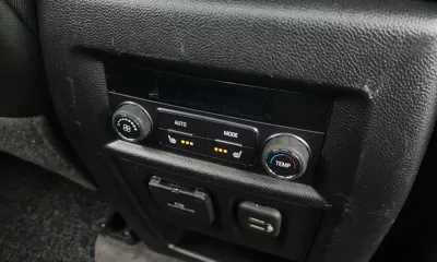ChevroletGMDaewoo Traverse 2020, 154133 км, за 10936.4 USD - фото 19